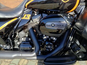 Harley-Davidson FLHRXS Road King Special 107 - 13