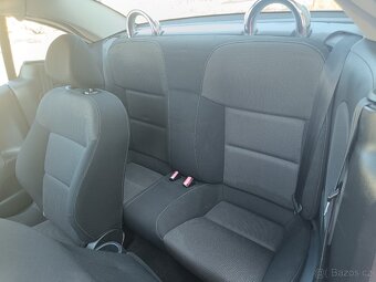 Peugeot 207 CC 1,6 VTi 115Kw, rok 2011, 1. majitel - 13