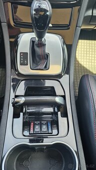 Ford S-Max Titanium S 120kw,aut.,ČR,webasto,7míst,panorama - 13