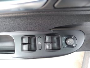 VOLKSWAGEN PASSAT VARIANT 2.0 TDI DSG COMFORTLINE SERVISKA - 13