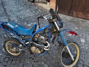 Suzuki DR 600 bez tp - 13