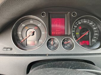 Volkswagen Passat B6 2.0TDI 103 kW - 13
