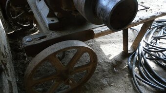 PRAGA-historický stabilní elektromotor-dynamo - 13