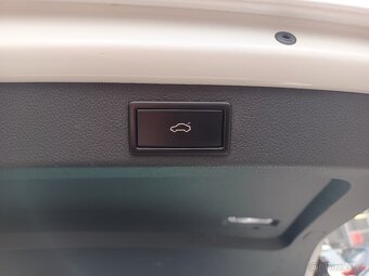 Škoda Superb 3 Combi 2.0TDI 147kW 4x4 DSG Webasto Matrix DAB - 13