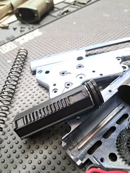 Airsoft M4 MUR - 13