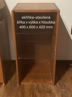 obývací stěna + sedačka + šatní skříň + knihovnička - 13