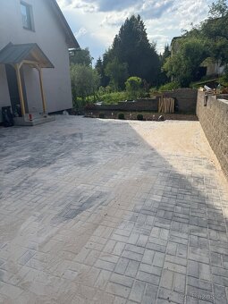 Stavební a zemní práce práce a doprava - 13