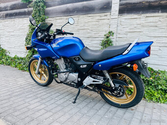 Honda CB 500 F Sport r.v.2001 najeto 21tis km 35 Kw - 13