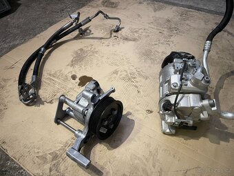 Bmw M6 f12 S63B44B 412kw náhradní díly najeto 17tis - 13