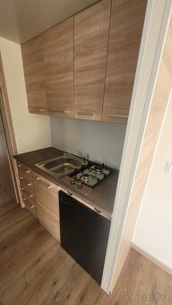 Hausbot 9,3 x 3 - 13