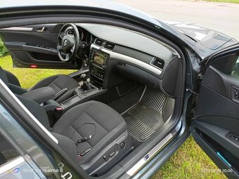 Superb 2 2,0 TDi 125 kw - 13