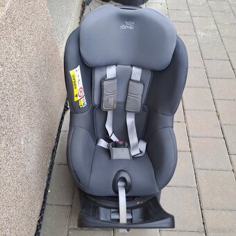 Autosedačka Britax Römer Swingfix M i-Size - 13