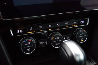 Volkswagen Passat Variant 2.0 TSI Elegance DSG R line - 13