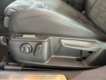 VOLKSWAGEN Passat Variant-2.0TDi-BMT-140kW-DSG-Highline-R17 - 13