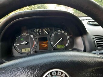 Škoda octavia 1.9 tdi tour 74kw -1.majitel- 172 tis km - 13