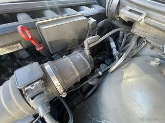 BMW E39 320iA - 13