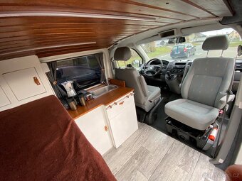 Transporter T5 2,5 TDI obytný - 13