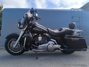 Harley Davidson FLHX Street Glide TOP STAV EU verze - 13