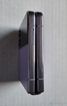Samsung Galaxy Z Flip 4 TOP STAV - 13