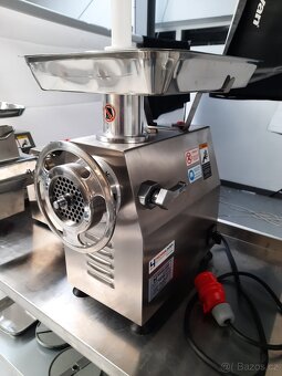 Mlýnek na maso 22 Řeznický vlček, Řezačka masa 22 - 13