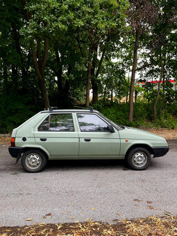 Škoda Favorit 136 LUX - 13