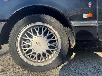 Ford Sierra 2.0i OHC Ghia - 13