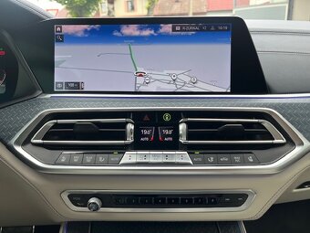 BMW X5 M50i - 13