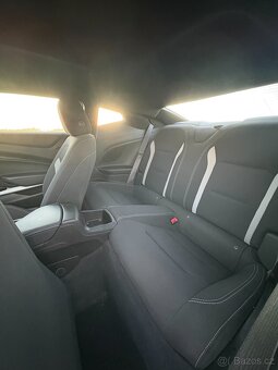 Chevrolet Camaro RS 2021 - 13