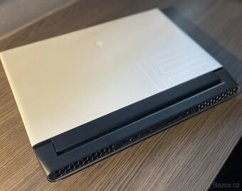 Prodám Dell Alienware m15 R3 - 13