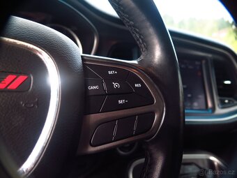 Dodge Challenger, 3.6 V6 - DPH - SRT vzhled - 13