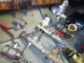 ventil,radiator,pojistny ventyl,instalatersky material, - 13