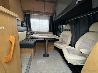 Obytný automobil Ford Transit - 13