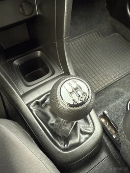 Suzuki Swift 1.2 VVTi 69 kW CZ 1. MAJITEL SERVISKA - 13