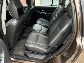 VOLVO XC90 2.4D (1. Majitel) - 13