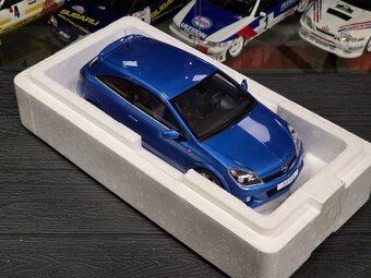 Opel Astra H OPC 2006 1:18 OttoMobile - 13