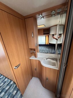 Knaus sport - Mover, markýza s boky - 13