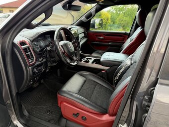 DODGE RAM REBEL HEMI HARDTOP OFFROAD PAKET - 13