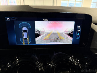 Mercedes-Benz GLA 200 - 13