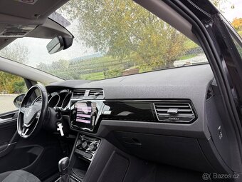 Volkswagen Touran 2tdi DSG 150ps Ful led světla Panorama - 13