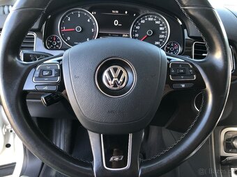 Volkswagen Touareg 3.0TDI V6 4MOTION R-Line 2016 - 13