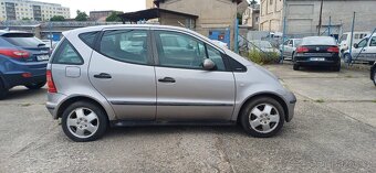 Mercedes Benz A160I - 13