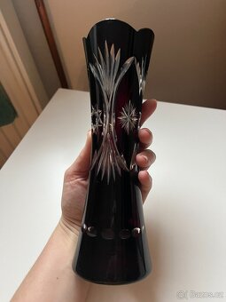 Starožitná krásná váza - rubínové sklo. - 13