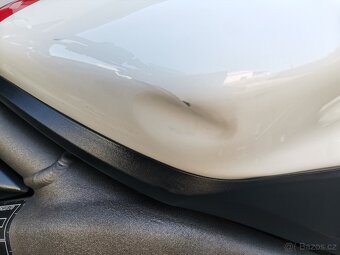 Triumph Street triple - 13