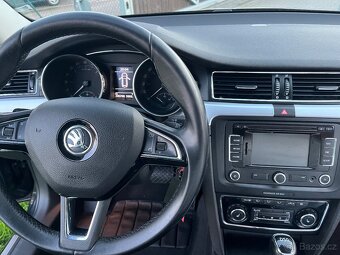 Škoda Superb 2 2014 2.0 TDi 125kW DSG F1 xenon - 13