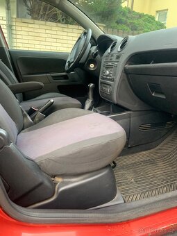Ford Fusion 1.4 benzin 59 KW.  Rok 2009. Klima. Tažné… - 13