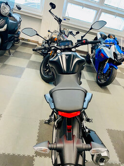 MT-125 ABS = NAJETO POUZE 442 KM / A1 - 13