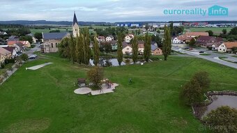 Pronájem, rodinný dům, Úherce, ul. Náves - 13