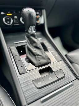 Škoda Superb 3 2023 2.0 TDi 110kW 185tkm Tažné/ACC/Kůže - 13