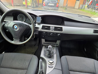 BMW E60 530D RV 2005, manual, 2x klíč, zimní sada kol. - 13
