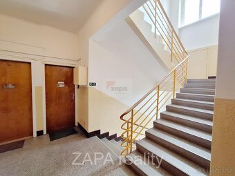 pronájem bytu 2+kk 48m2 po rekonstrukci 4. patro cihla výtah - 13